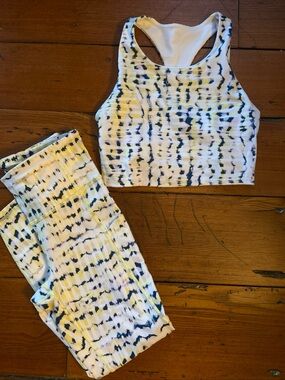 GAP fit Yellow & Navy Tie-Dye Leggings and Crop Tank Set XS